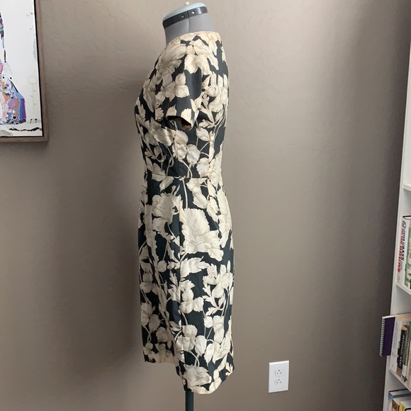 Banana Republic sheath dress floral size 2 - Picture 2 of 3